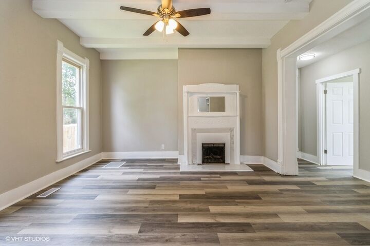 Property Photo:  502 S Market Street  IA 52577 