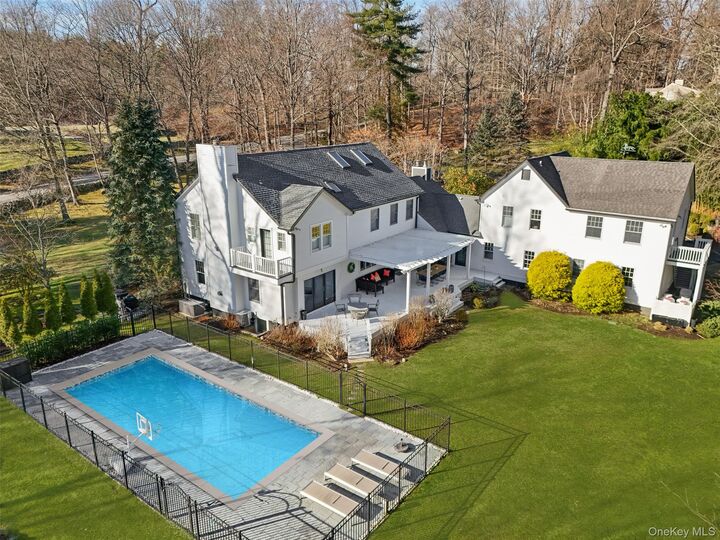 Property Photo:  702 Croton Lake Road  NY 10549 