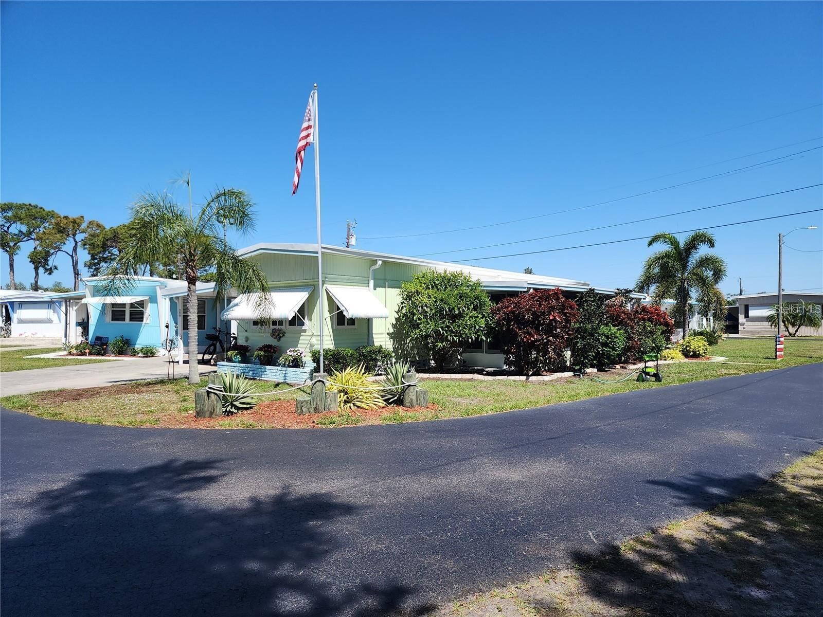Property Photo:  1800 Englewood Road 159  FL 34223 