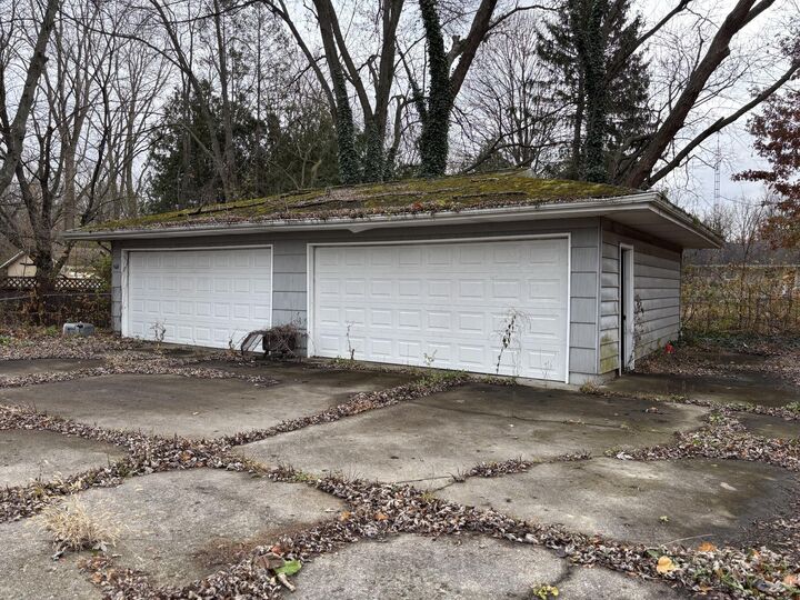 Property Photo:  109 Bradley Drive  MI 49201 