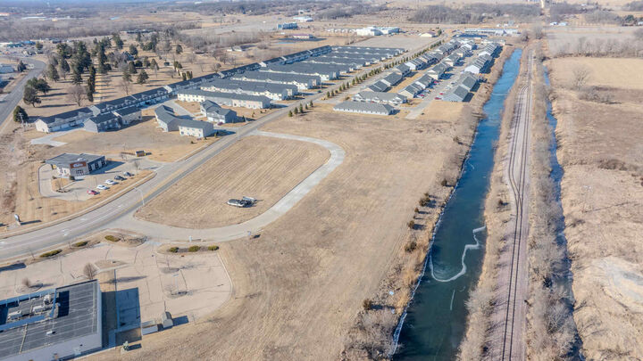 Property Photo: 2440 Lillian Way IA 52732