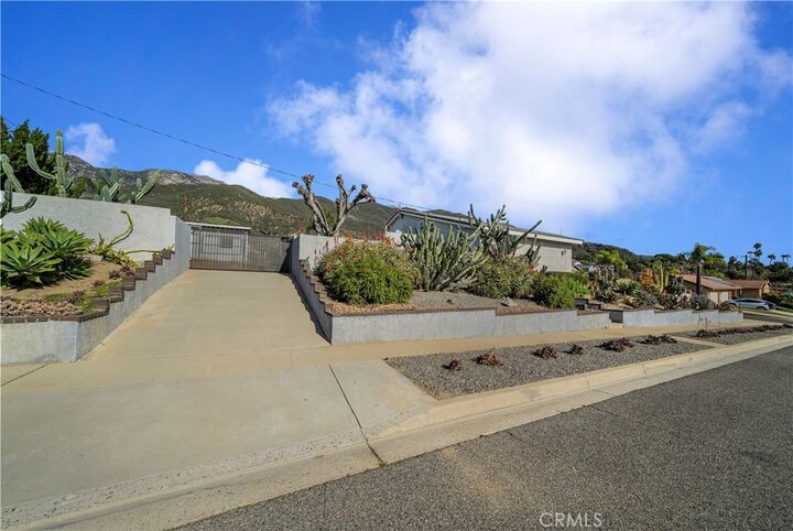 Property Photo:  5086 Via Serena  CA 91701 