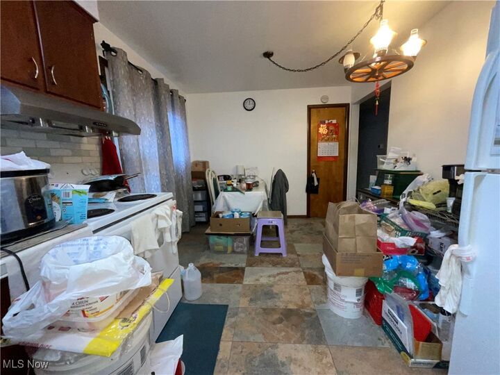 Property Photo:  2015 Irene Avenue NE  OH 44483 