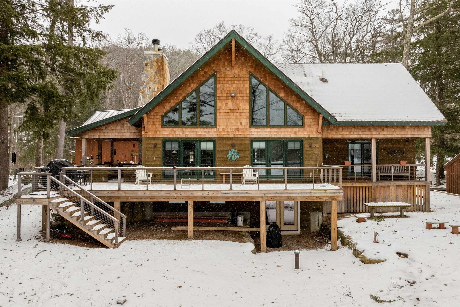 Property Photo:  6 Samoset Road  NH 03782 