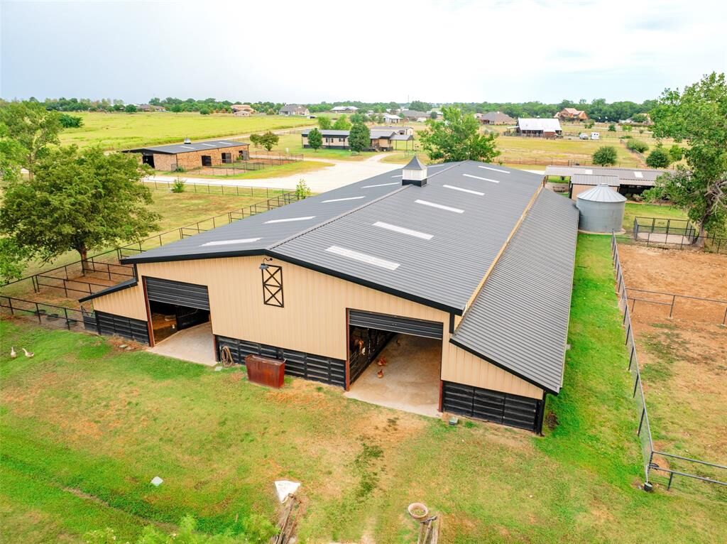 Property Photo:  9940 Cole Road  TX 76258 