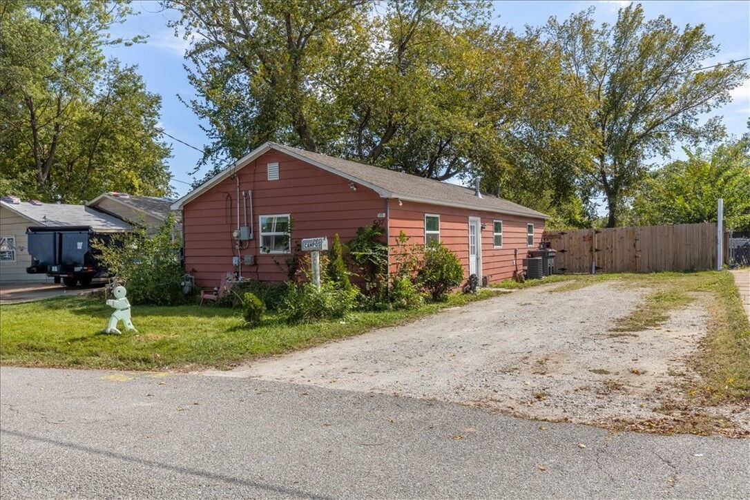 Property Photo:  507 Charles Avenue  AR 72764 