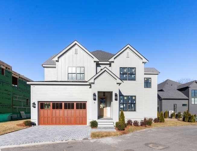 Property Photo:  8 Common Court  MA 02421 