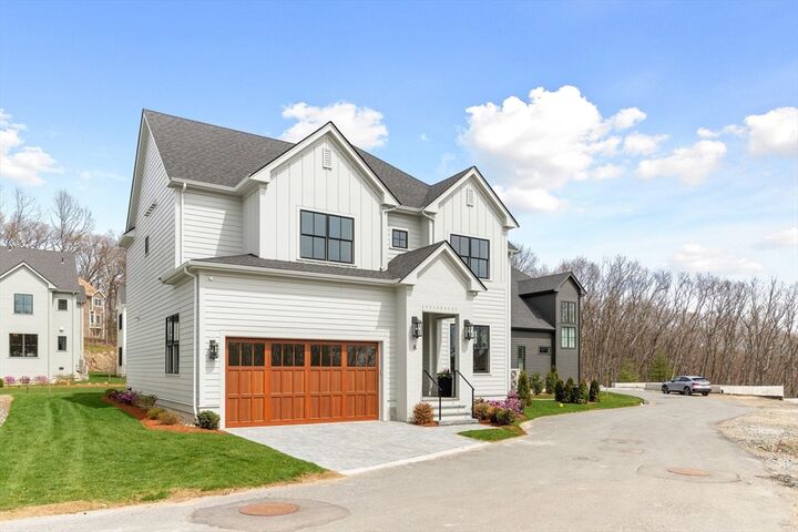 Property Photo:  8 Common Court  MA 02421 