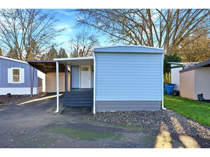 Property Photo:  21201 NE 58th St 34  WA 98682 