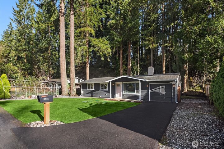 Property Photo:  15624  173rd Avenue NE  WA 98072 