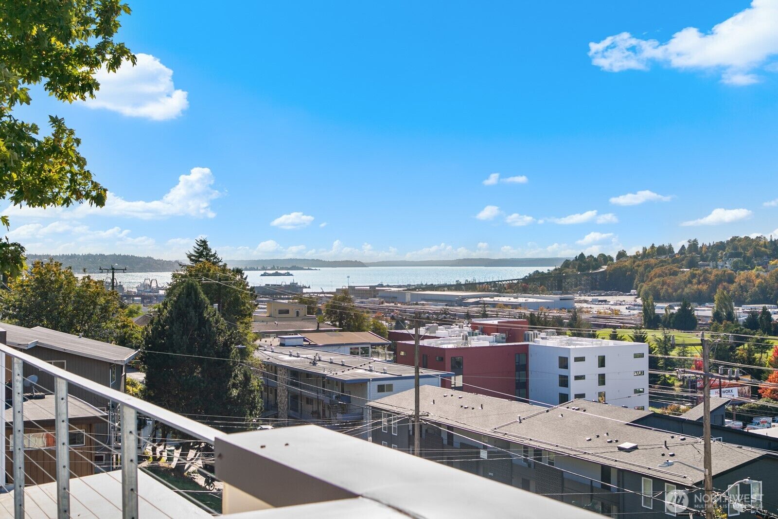 Property Photo:  2808  14th Avenue W B  WA 98119 