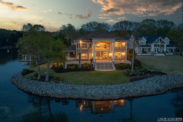 Property Photo:  250 Riverside Drive  NC 27842 