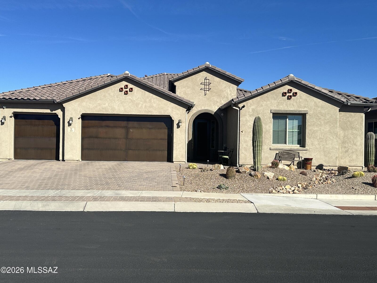 Property Photo:  360 W Saguaro Arm Trail  AZ 85755 