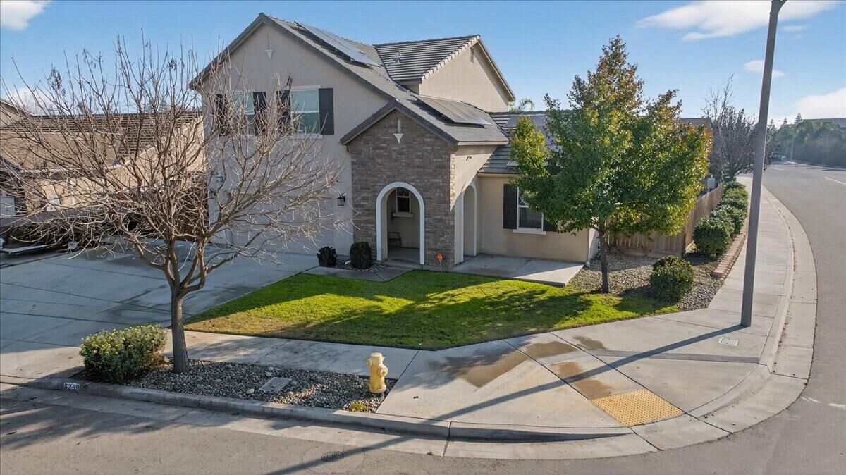 Property Photo:  6259 W Prospect Avenue  CA 93291 