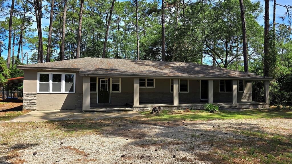 Property Photo: 1309 Remington Avenue GA 31792