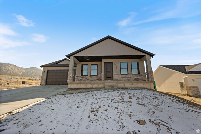 Property Photo:  594 E 400 S  UT 84648 