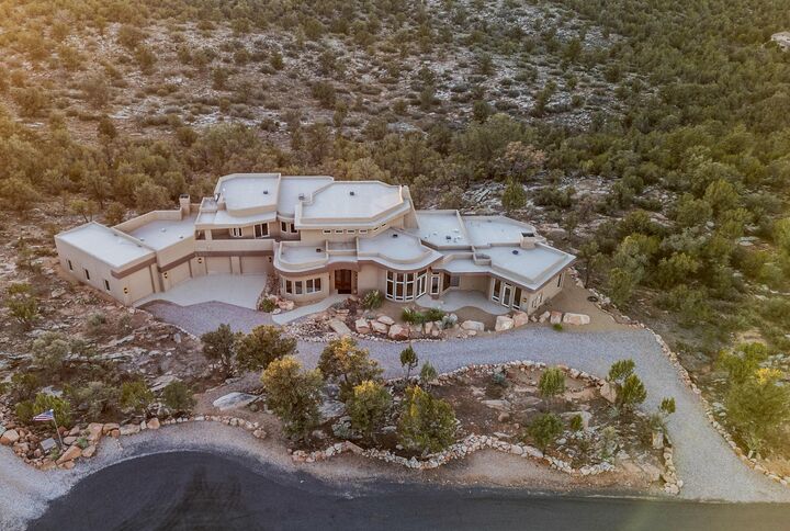 Property Photo: 384 N Sundial Ridge Cir UT 84783