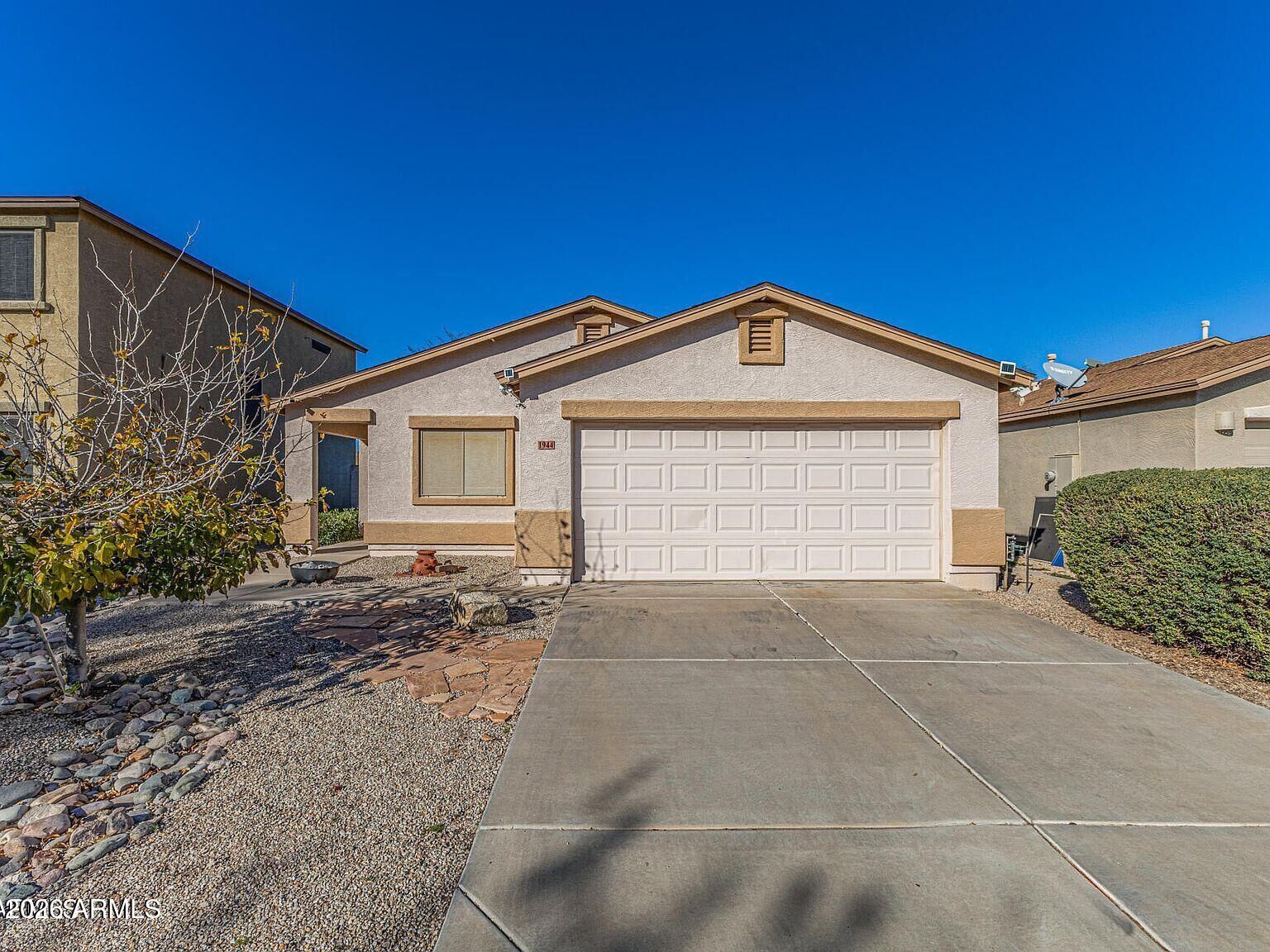 Property Photo:  1944 E Renegade Trail  AZ 85143 