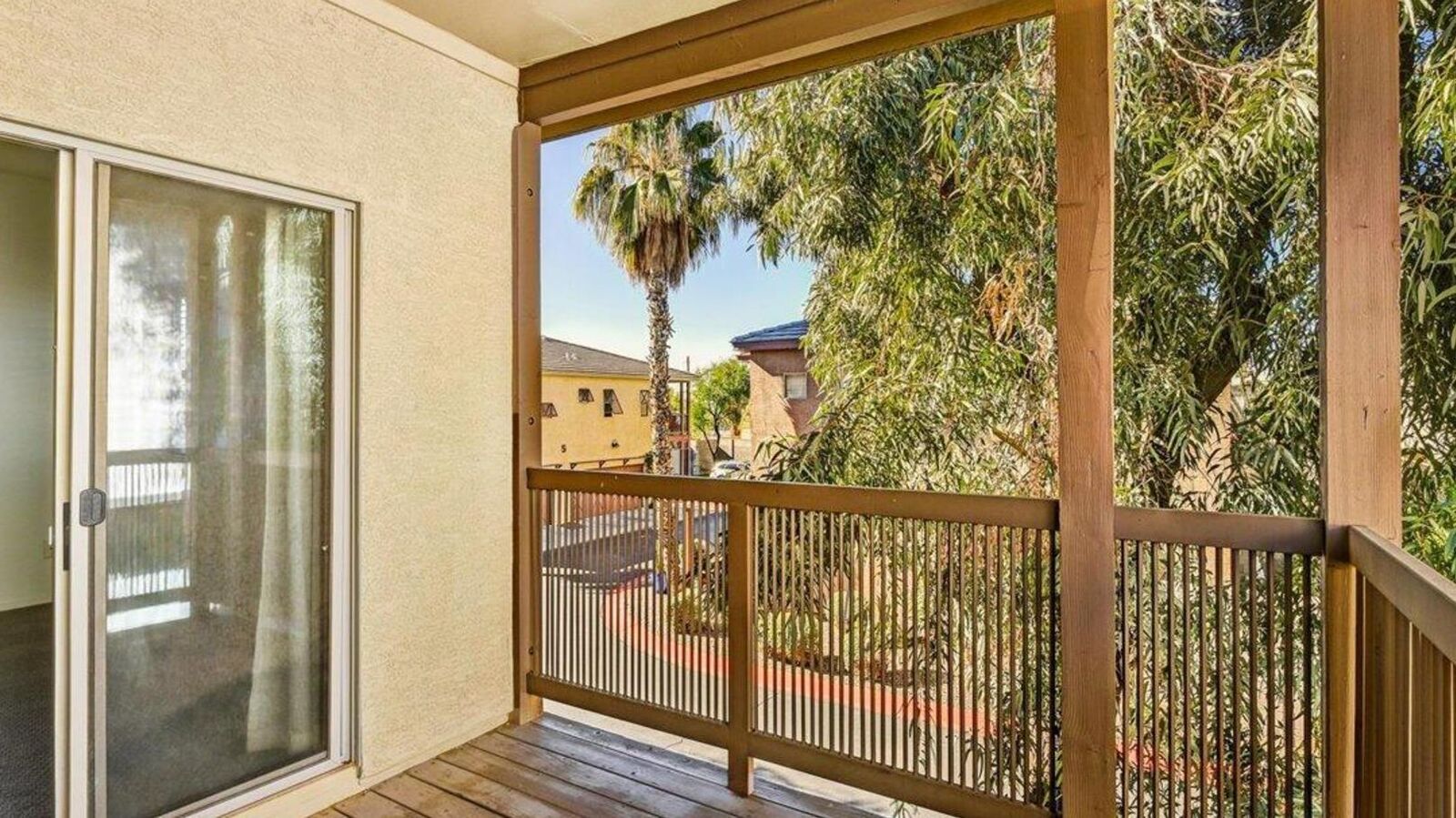 Property Photo:  2929 N 37th Street Apt 7  AZ 85018 