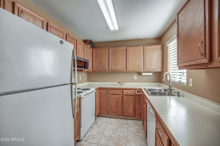 Property Photo:  5518 E Lindstrom Lane 3010  AZ 85215 