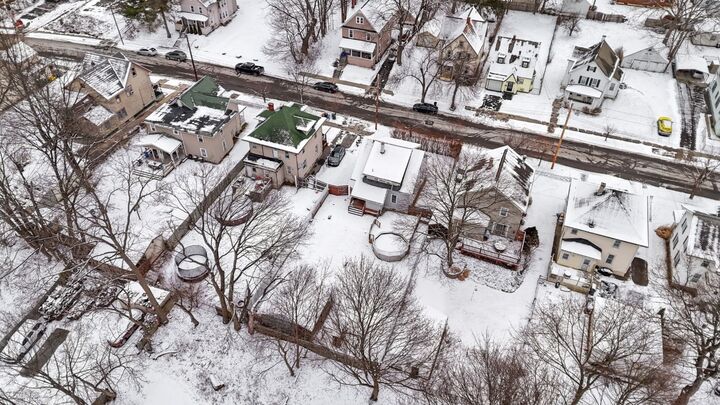 Property Photo:  20 Vine Street  NY 13903 