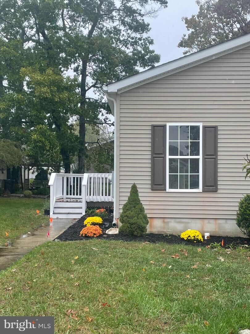 Property Photo:  11 Maple Ct  NJ 08330 