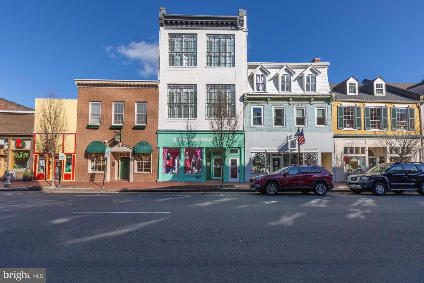 Property Photo:  809 Caroline Street 301  VA 22401 