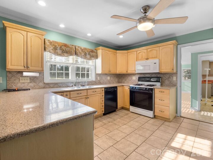 Property Photo: 210 Labans Lane NC 28092