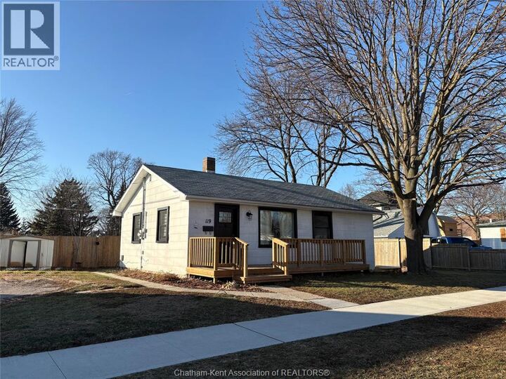 Property Photo:  119 Lorne Avenue  ON N8A 3Y9 