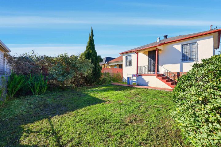 Property Photo: 1442 92nd Avenue CA 94603