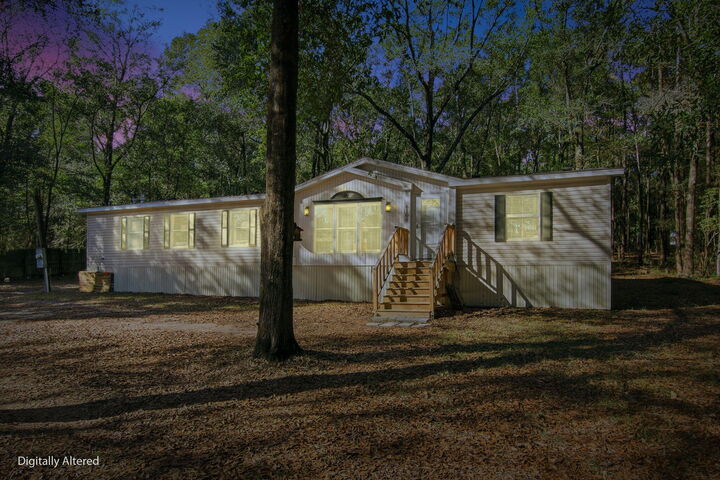Property Photo:  6108 Old River Road  FL 32531 