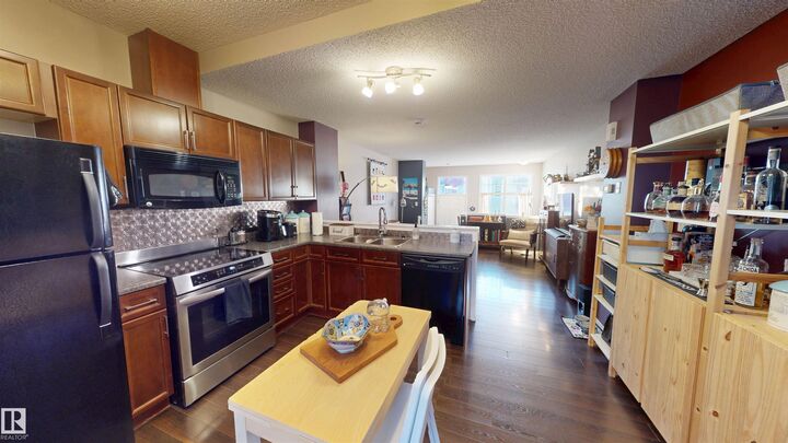 Photo de la propriété:  5604 199 Street NW 43  AB T6M 2Z9 