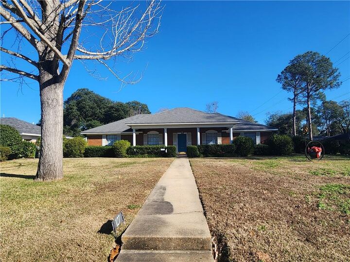 Property Photo:  127 S Williams Avenue  LA 71457 