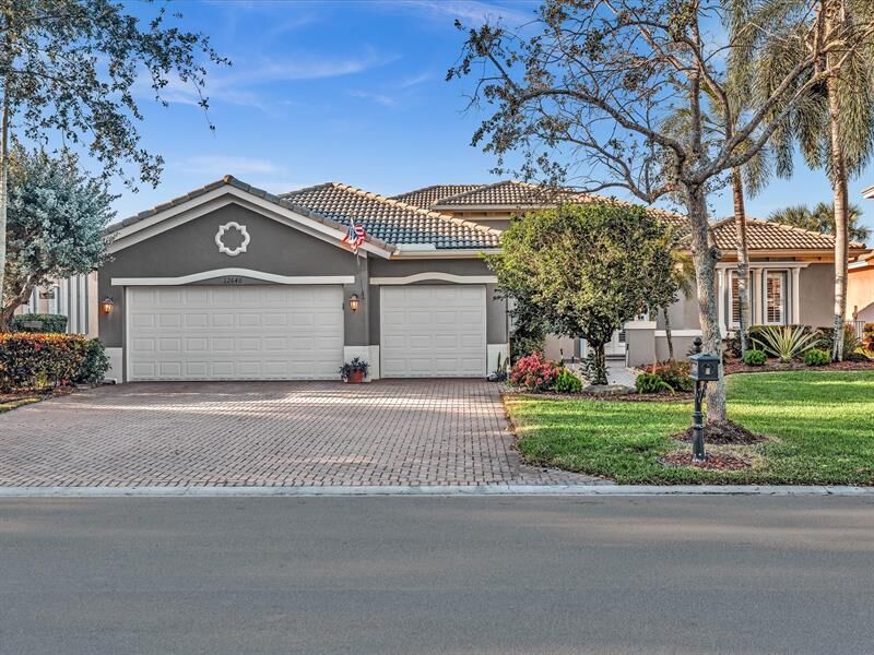 Property Photo:  12640 NW 76th St  FL 33076 