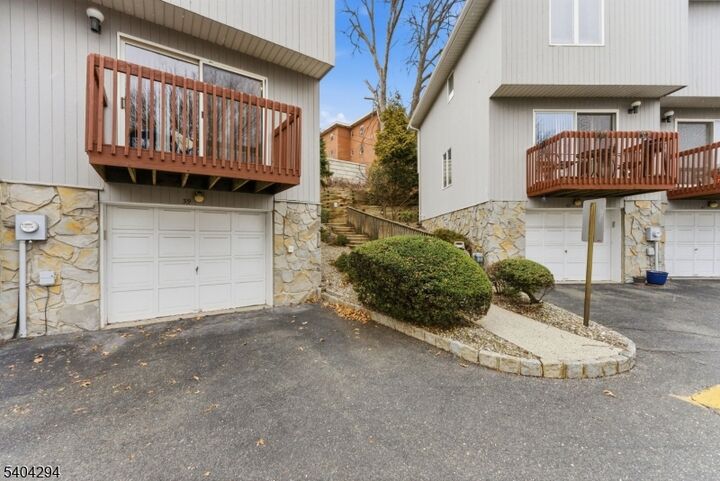 Property Photo:  6 Essex St. G 39  NJ 07109 