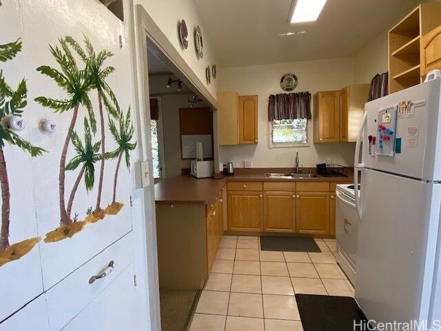 Property Photo:  1634 Lusitana Street  HI 96813 
