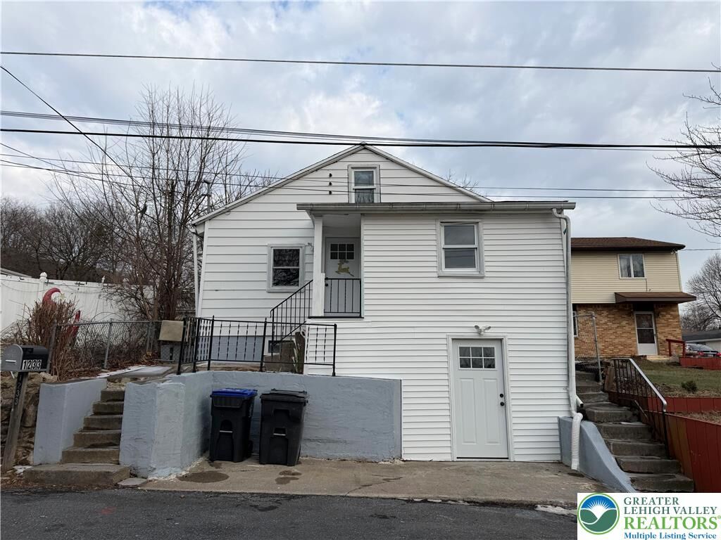 Property Photo:  1233 Trapps Lane  PA 18103 