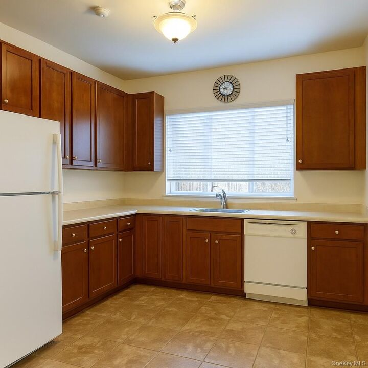 Property Photo:  213 Arlington Court  NY 10954 