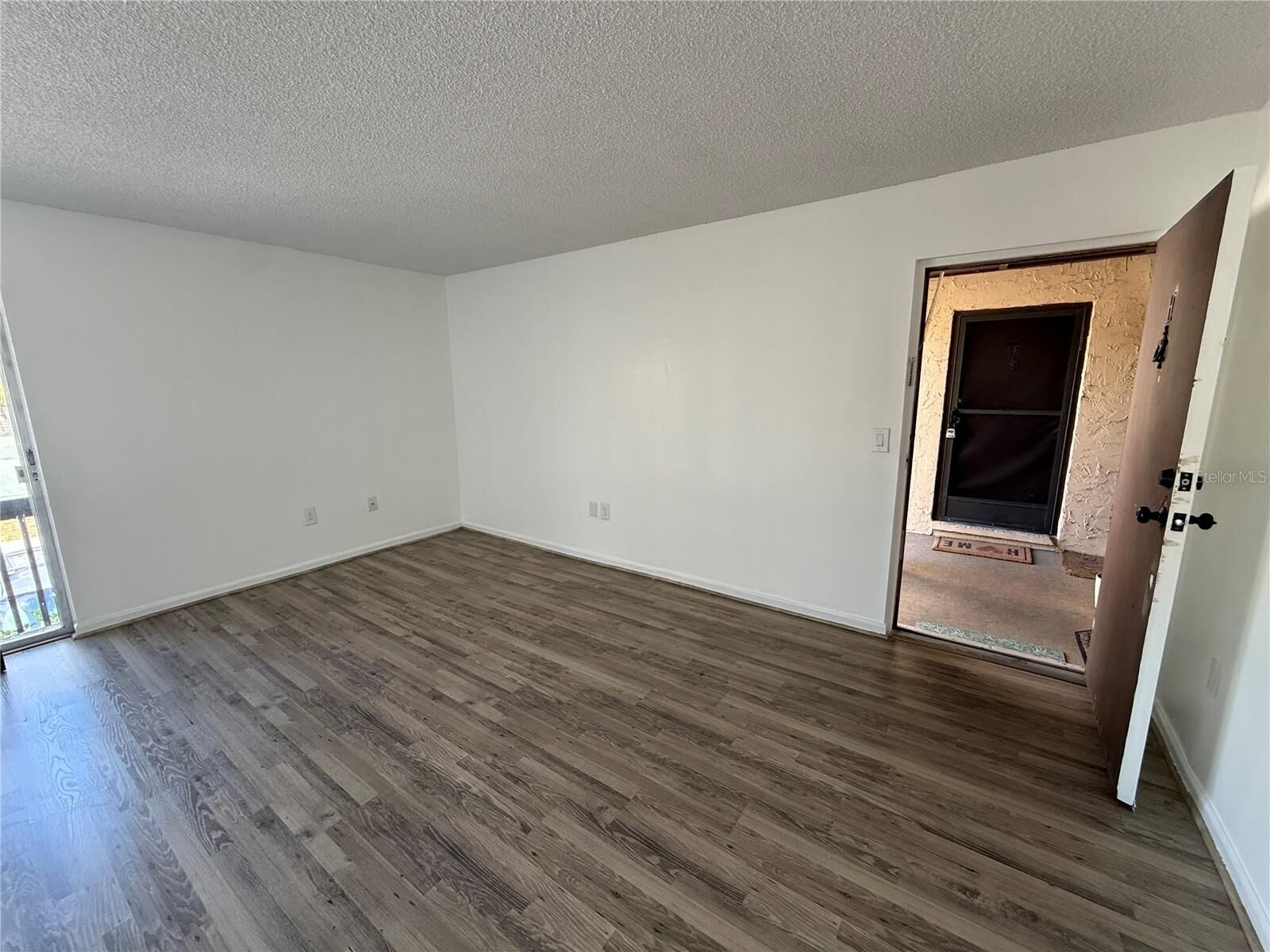 Property Photo: 2636 Hidden Lake Drive N H FL 34237