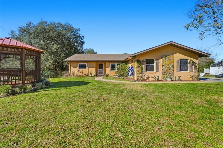 Property Photo:  3002 S Rose Avenue  FL 34450 