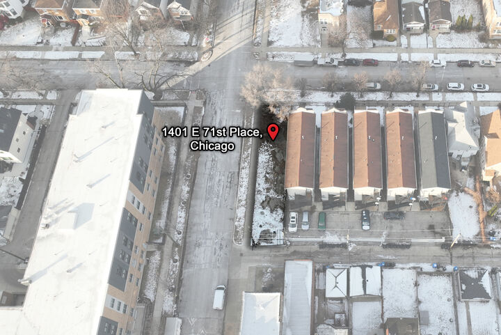 Property Photo:  1401 E 71st Place  IL 60619 