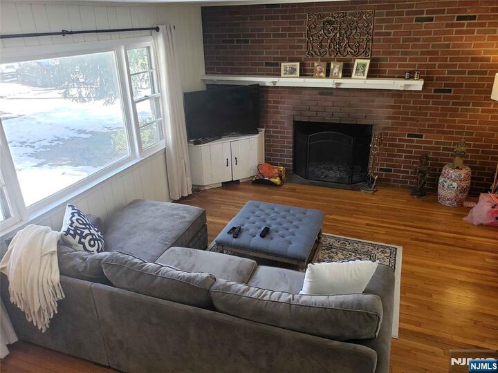 Property Photo:  46 Pennsylvania Avenue  NJ 07645 