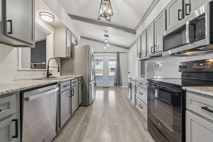 Property Photo:  4408 N Chapman Avenue  OK 74804 