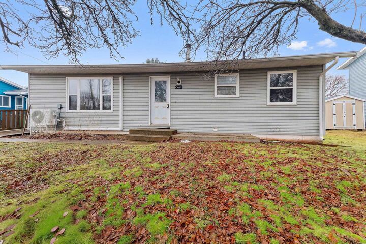 213 Patterson Drive — photo 1