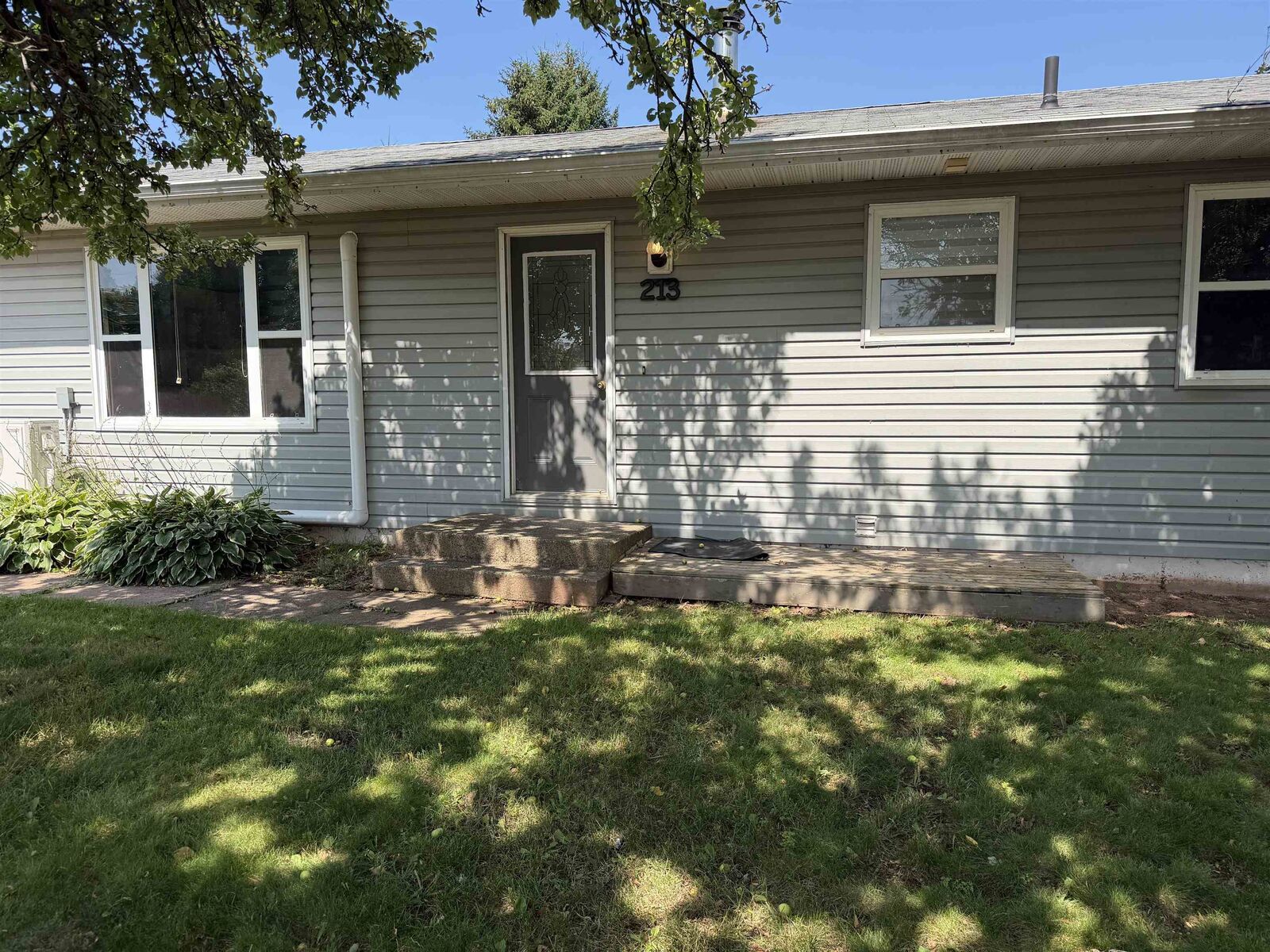 Property Photo:  213 Patterson Drive  PE C1A 8J2 