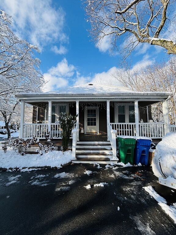 Property Photo:  20 Wildwood Ave 20  MA 02460 