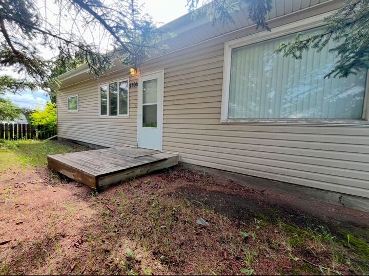 Property Photo: 1306 15 Street AB T9W 1E9