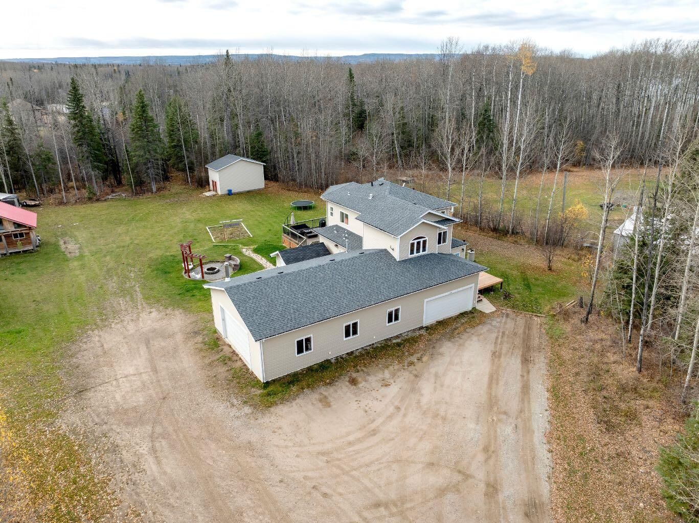 Property Photo:  103 Donovan Drive  AB T0P 1J0 