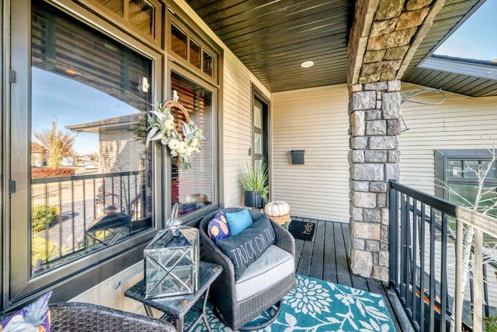 Property Photo:  92 Allwright Close  AB T4R 3J8 