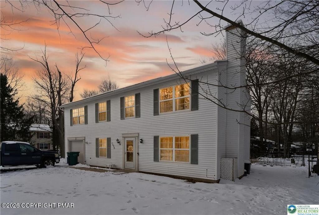 Property Photo:  6318 Ventnor Drive  PA 18466 